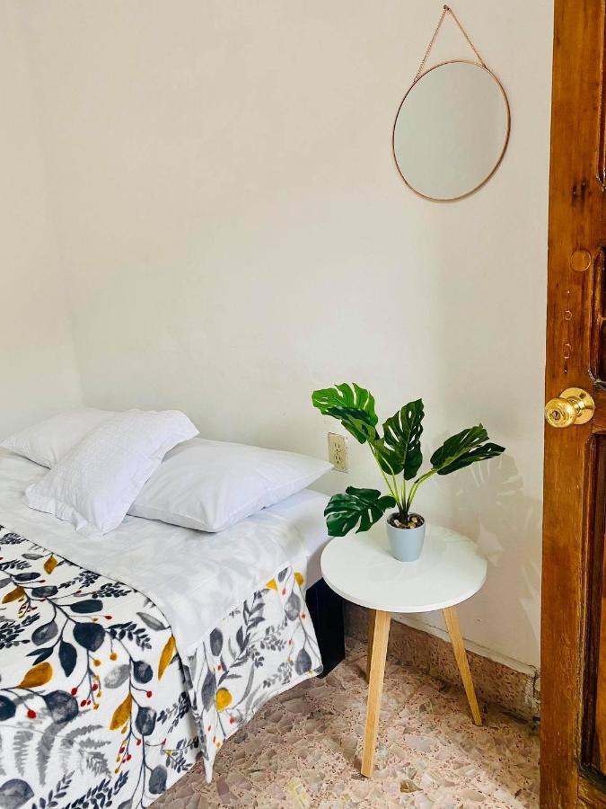 Casa Del Centro Bed & Breakfast Morelia Ngoại thất bức ảnh