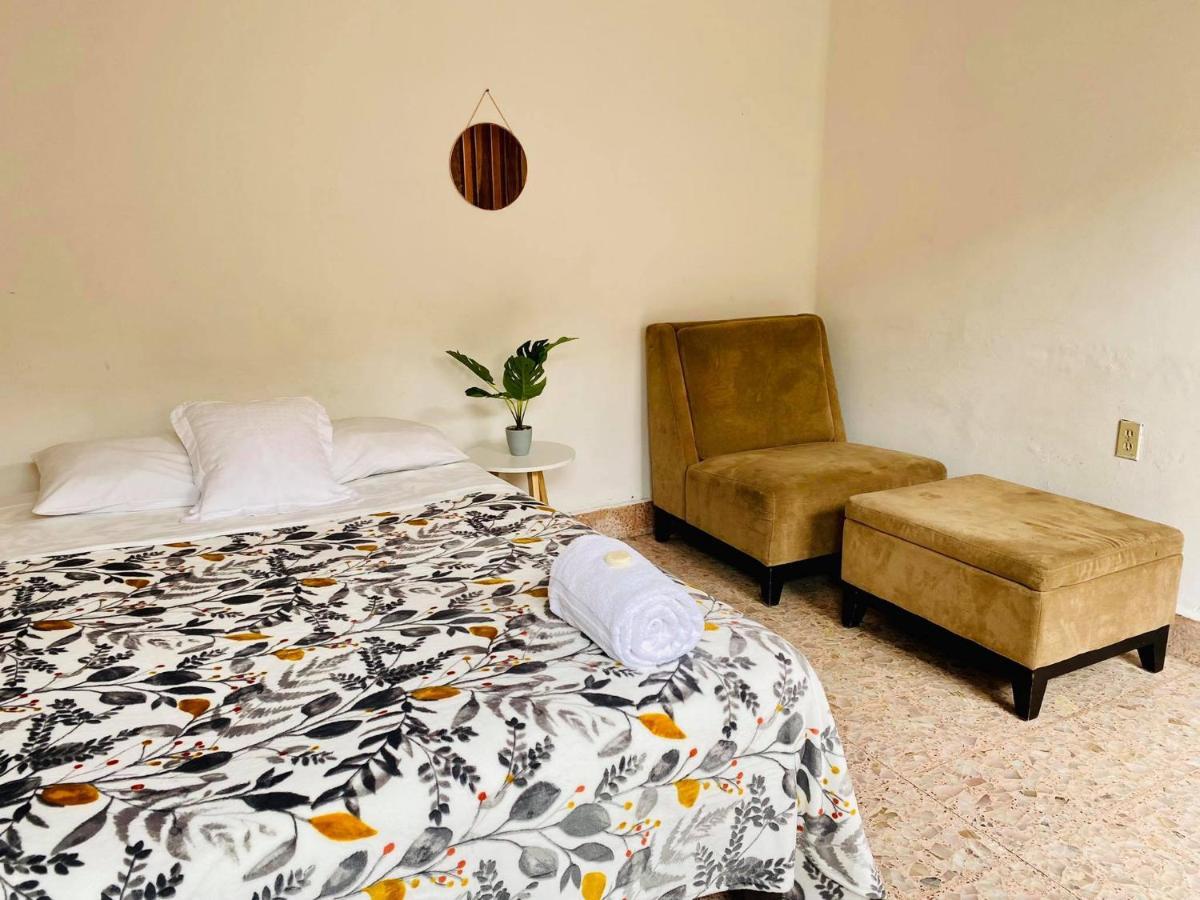 Casa Del Centro Bed & Breakfast Morelia Ngoại thất bức ảnh